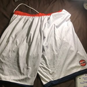 White Sneaker Con 2018 Basketball Shorts